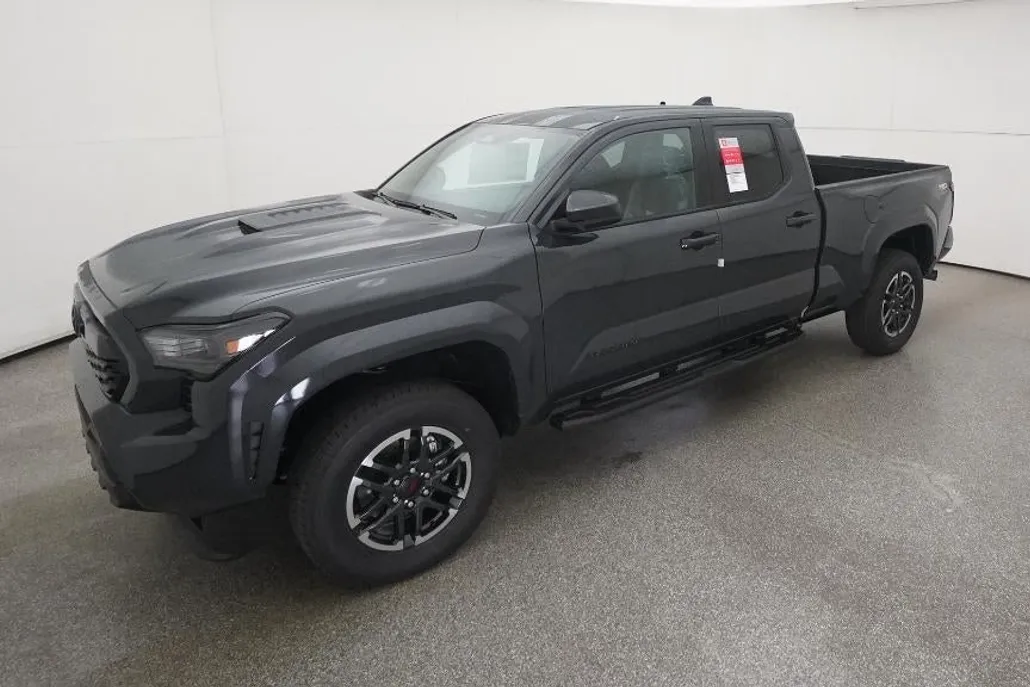 2025 Toyota Tacoma TRD Sport photo 1