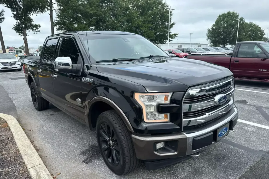 2017 Ford F-150 XL photo 1