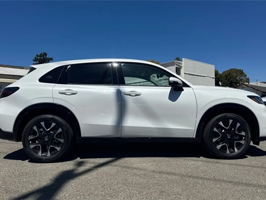 2026 Honda HR-V EX-L photo 1