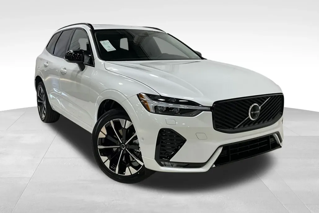 2026 Volvo XC60 B5 Plus photo 1