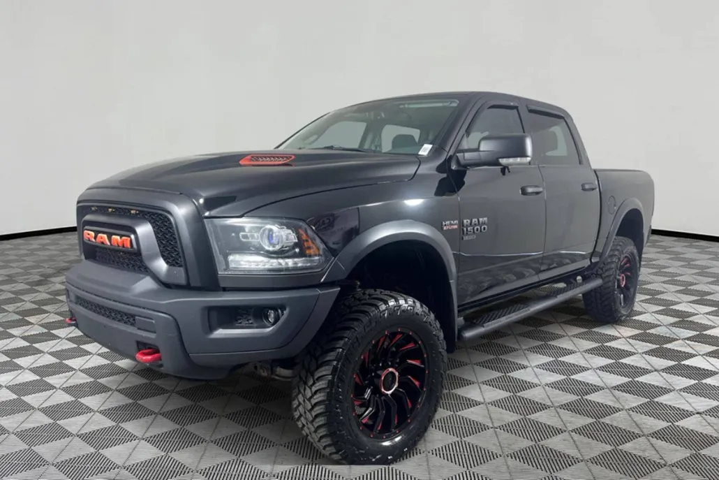 2020 Ram 1500 Classic SLT photo 1
