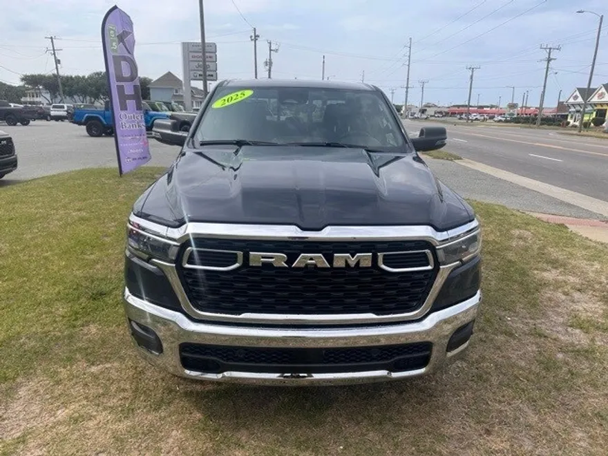 2025 Ram 1500 Big Horn photo 1