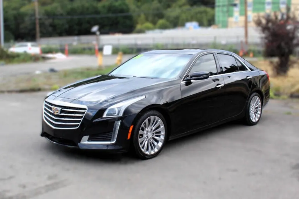 2018 Cadillac CTS Luxury photo 1
