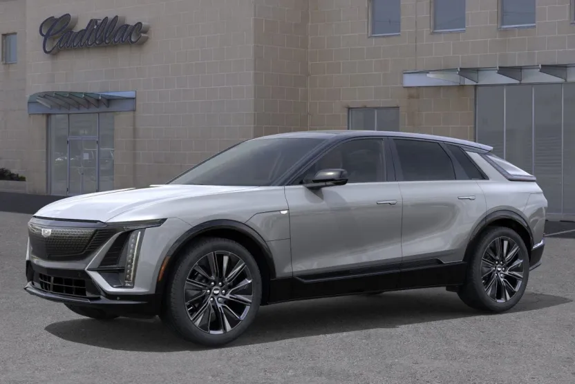2026 Cadillac Lyriq Sport photo 1