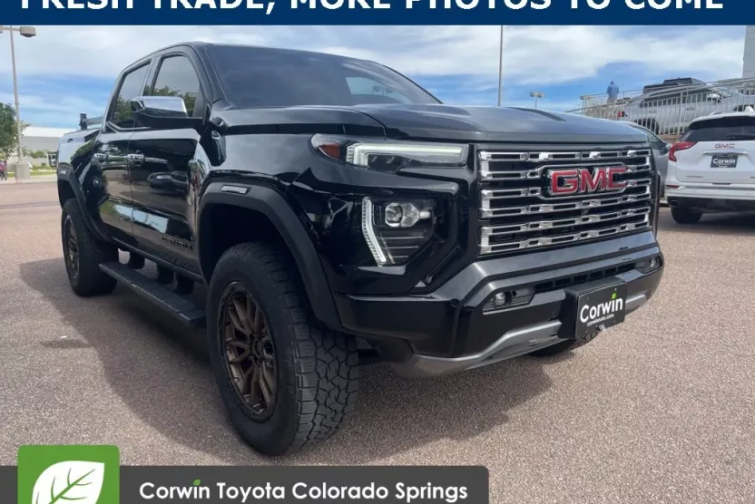 2023 Gmc Canyon Denali photo 1