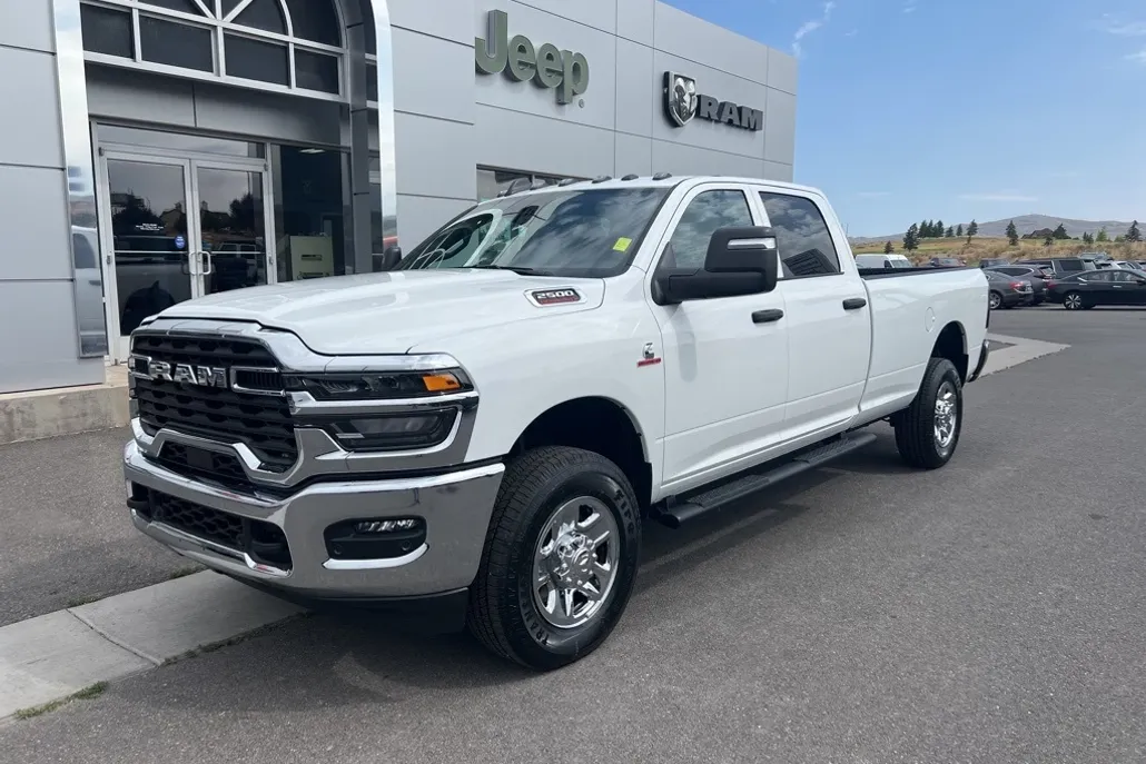2025 Ram 2500 Tradesman photo 1