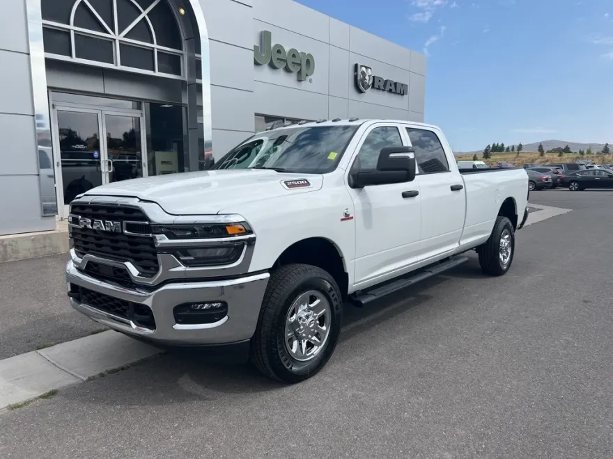 2025 Ram 2500 Tradesman photo 1
