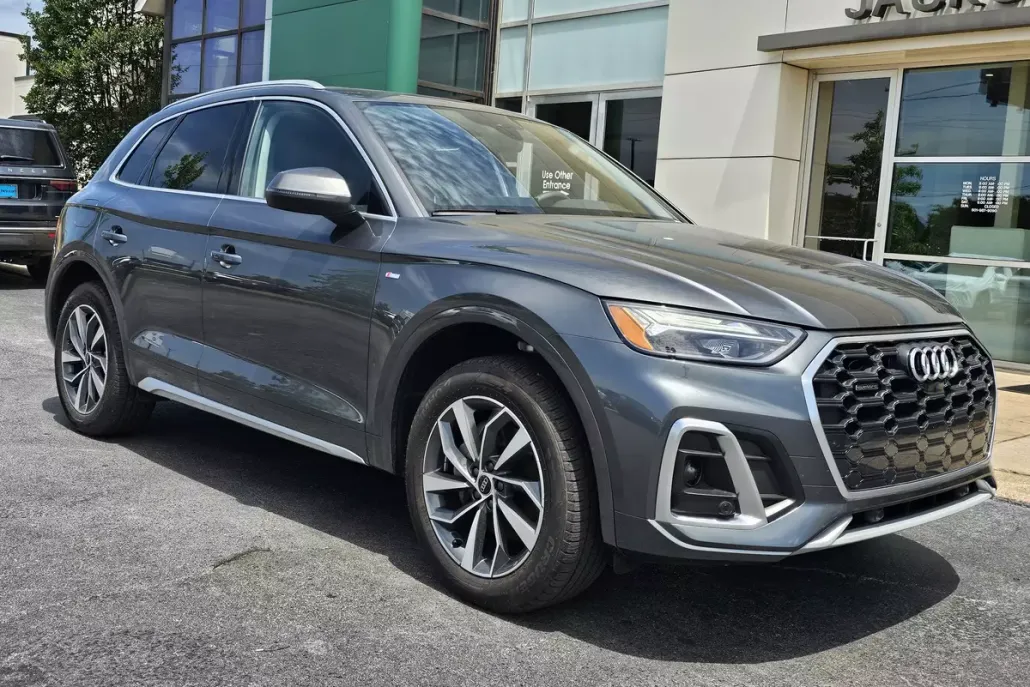 2024 Audi Q5 S line Premium Plus photo 1