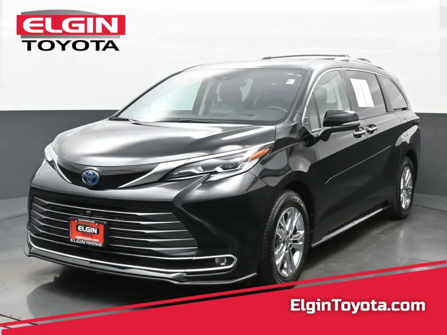 2022 Toyota Sienna Platinum photo 1