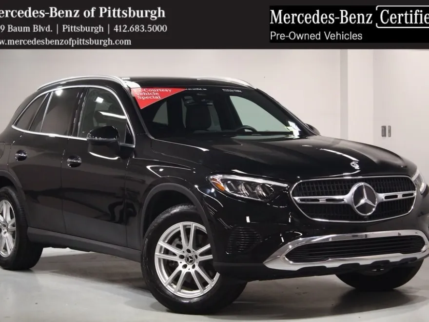 2025 Mercedes Benz GLC 300 photo 1