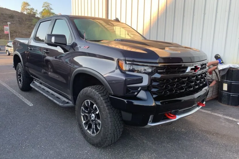 2022 Chevrolet Silverado 1500 ZR2 photo 1