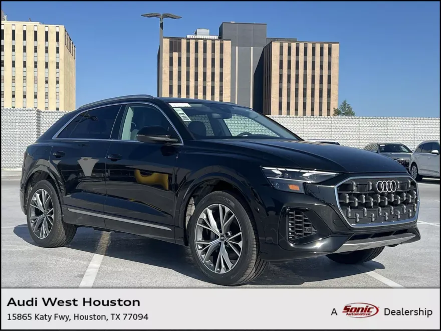 2025 Audi Q8 55 Premium photo 1