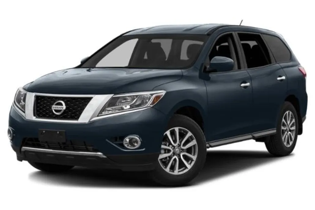 2015 Nissan Pathfinder Platinum photo 1