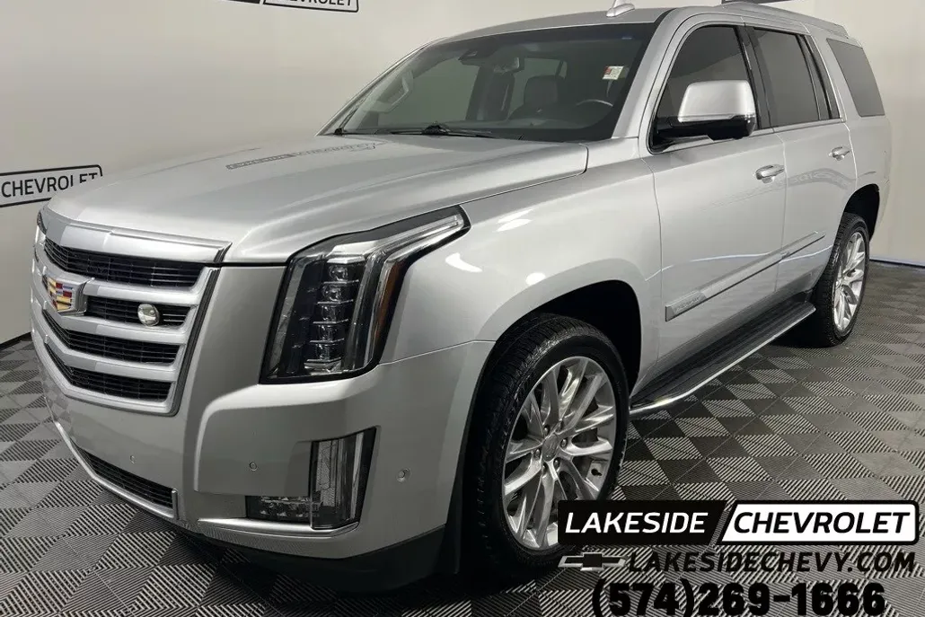 2020 Cadillac Escalade Luxury photo 1