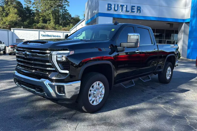 2024 Chevrolet Silverado 2500HD LTZ photo 1