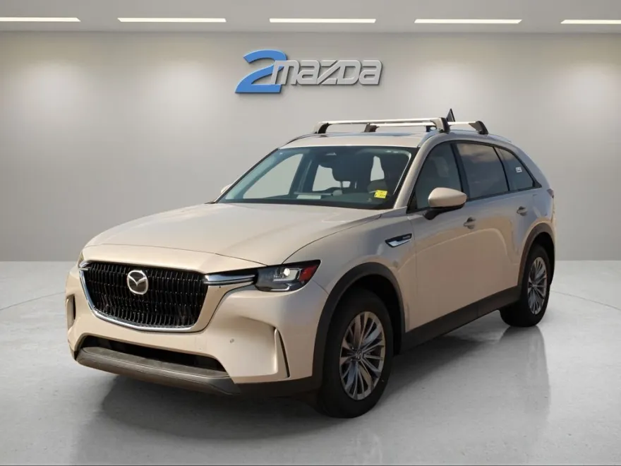 2025 Mazda CX-90 Preferred photo 1