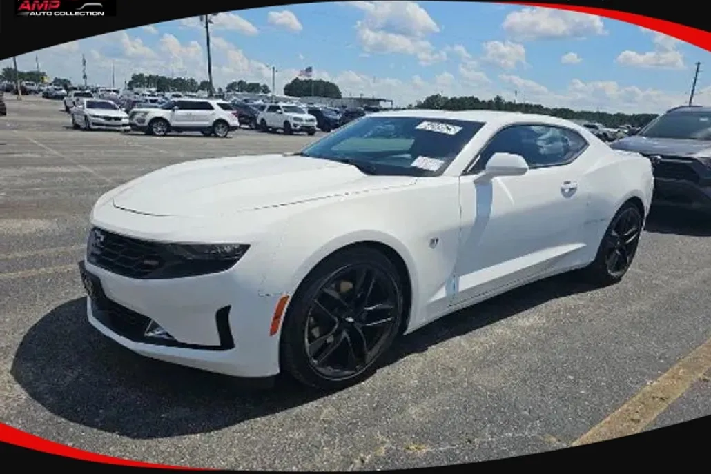 2021 Chevrolet Camaro Coupe photo 1