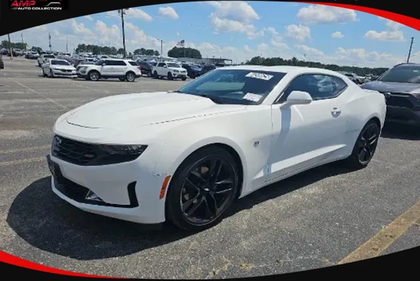2021 Chevrolet Camaro Coupe photo 1