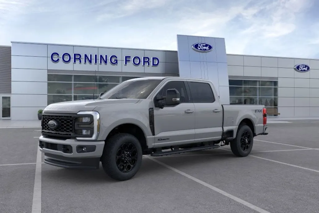 2025 Ford F-250 Lariat photo 1