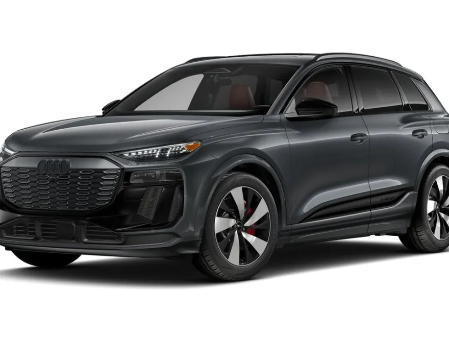 2025 Audi SQ6 photo 1