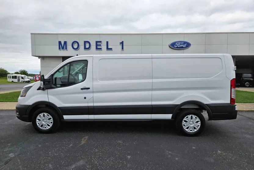 2025 Ford Transit photo 1