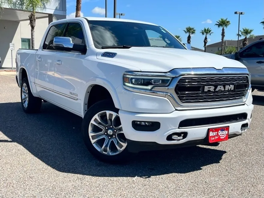 2024 Ram 1500 Limited photo 1