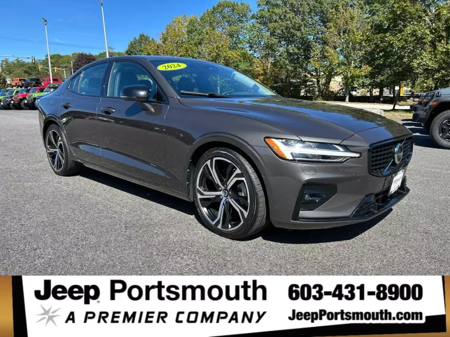 2024 Volvo S60 B5 Plus photo 1