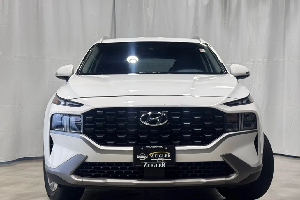 2023 Hyundai Santa Fe SEL photo 1