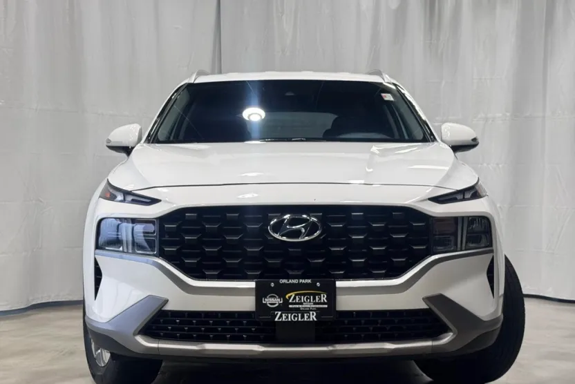 2023 Hyundai Santa Fe SEL photo 1