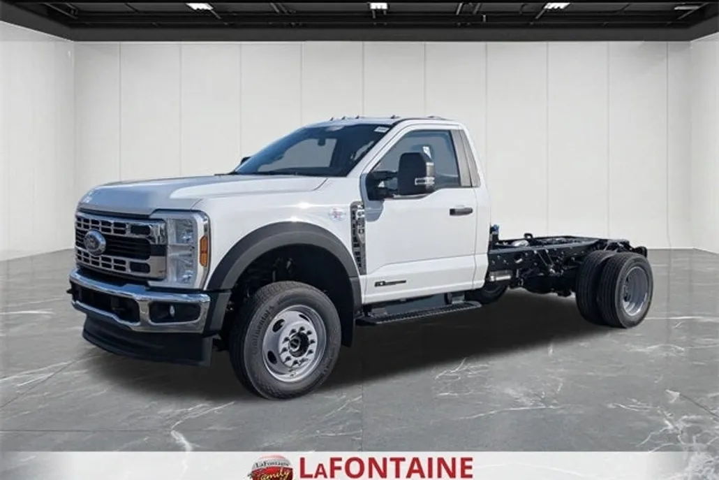 2026 Ford F-550 photo 1