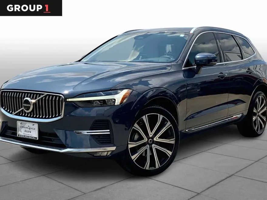 2023 Volvo XC60 Ultimate photo 1