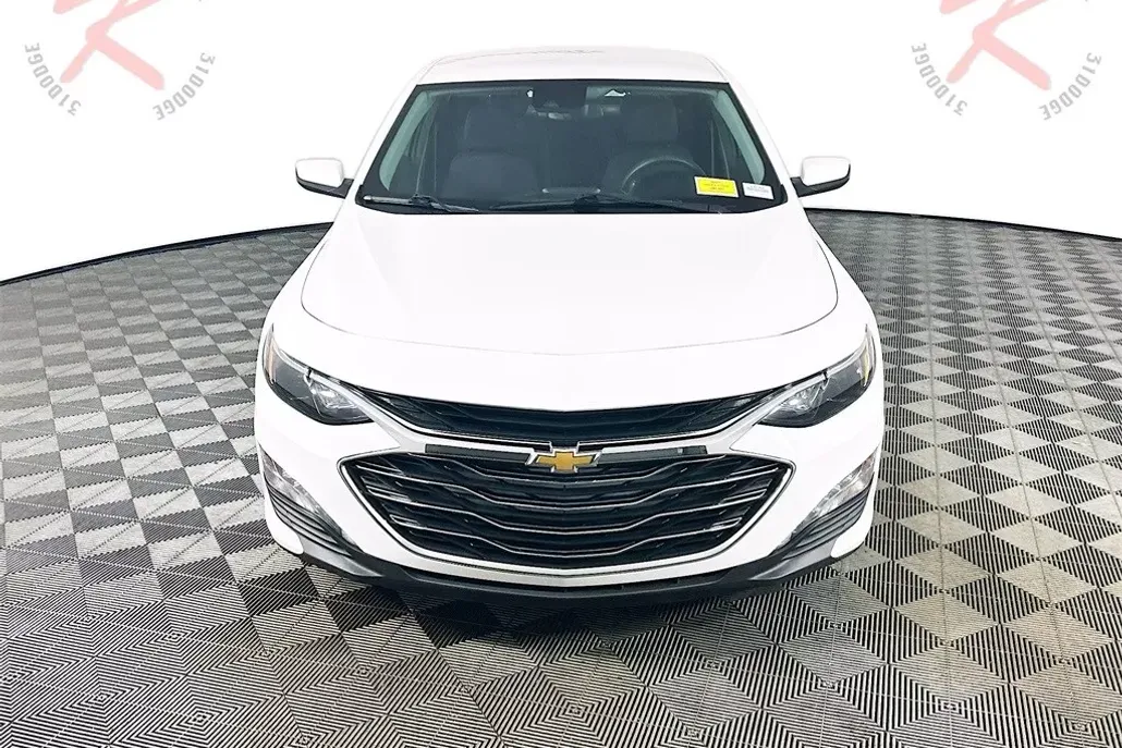 2023 Chevrolet Malibu 1LT photo 1