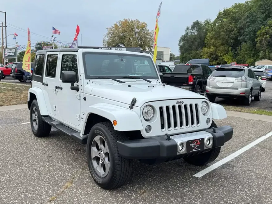 2017 Jeep Wrangler Unlimited Sahara Sport photo 1