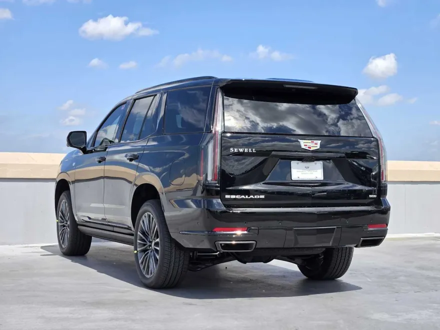 2025 Cadillac Escalade Sport Platinum photo 1