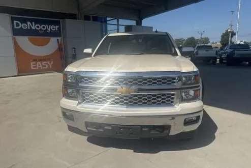 2014 Chevrolet Silverado 1500 LT photo 2