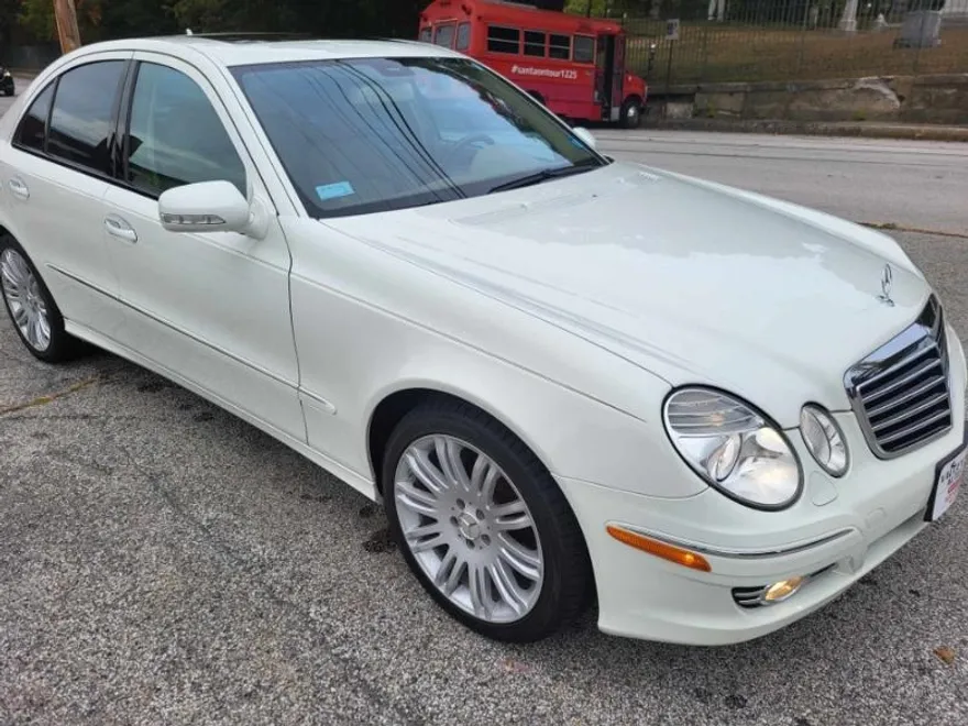 2008 Mercedes Benz E 4MATIC photo 1