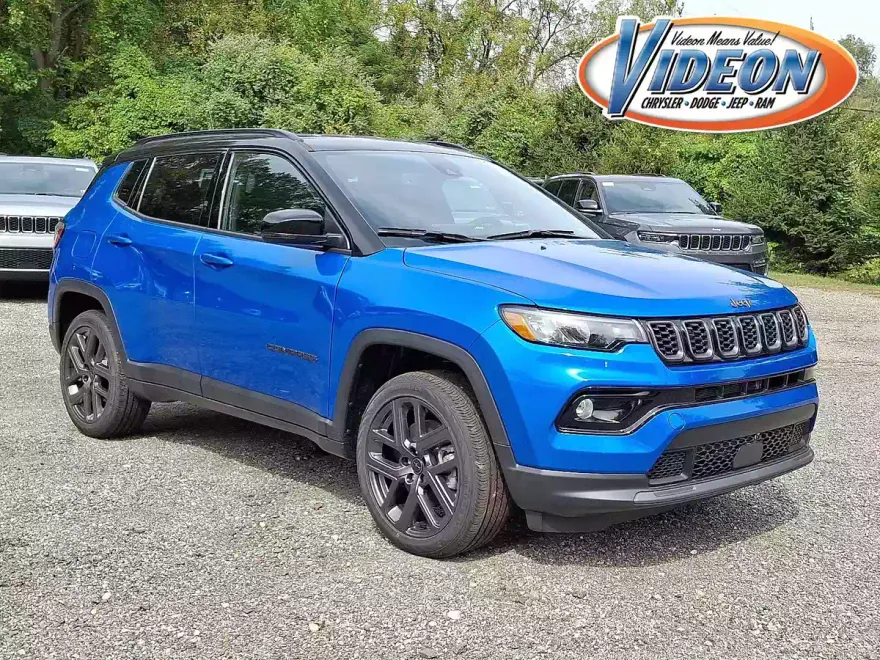 2026 Jeep Compass Limited Altitude photo 1