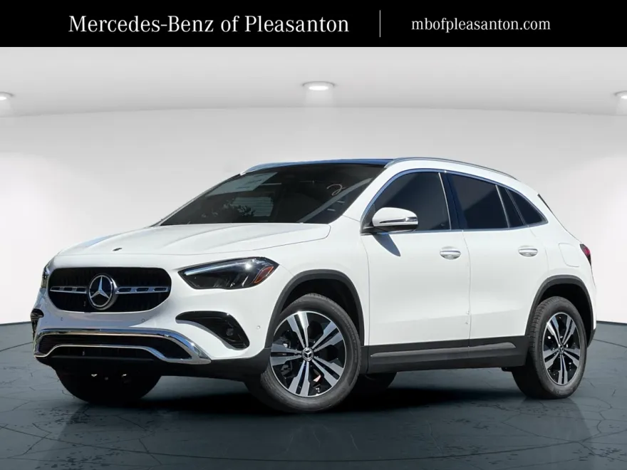 2026 Mercedes Benz GLA 250 4MATIC photo 1