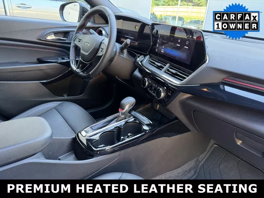 2025 Chevrolet Trax photo 1