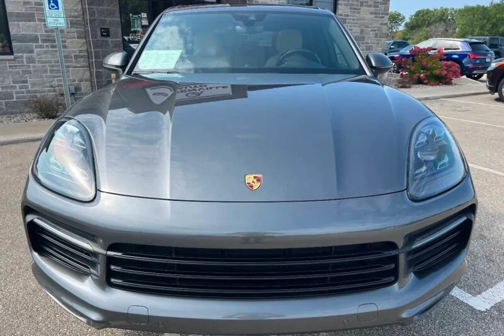 2019 Porsche Cayenne photo 1