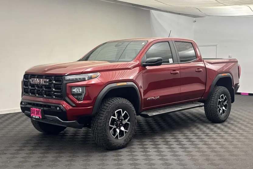 2024 Gmc Canyon AT4X photo 1