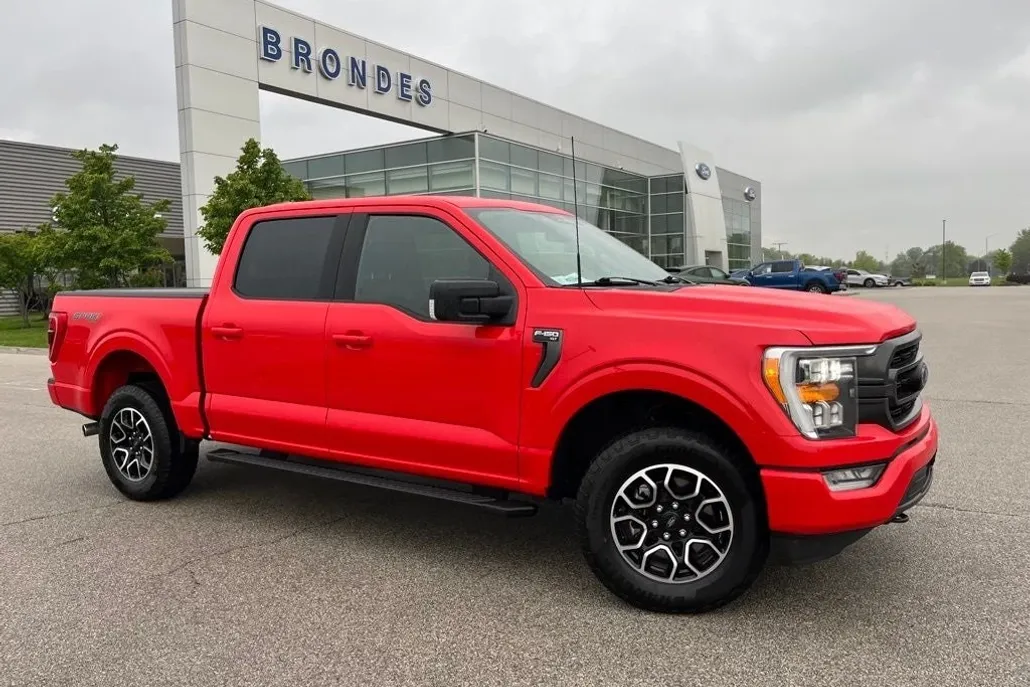 2022 Ford F-150 XLT photo 1