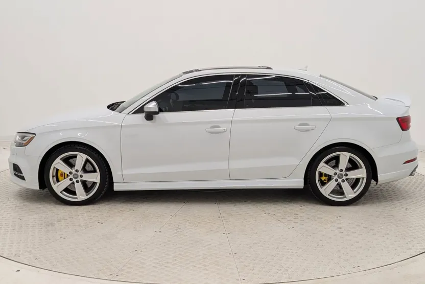 2017 Audi S3 Premium Plus photo 1