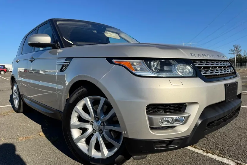 2017 Land Rover Range Rover Sport SuperCharged HSE photo 1