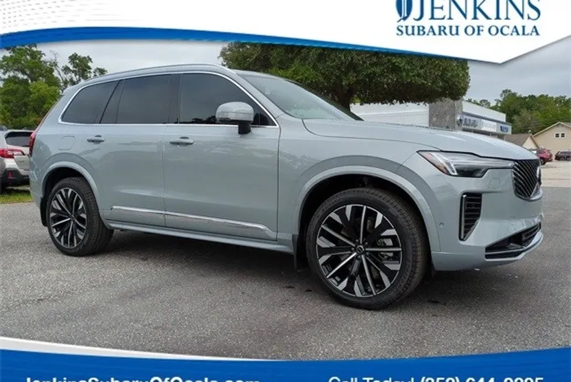 2025 Volvo XC90 T8 Plus photo 1