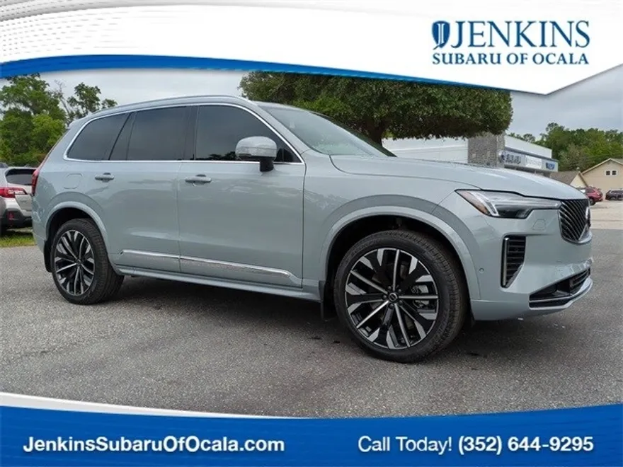 2025 Volvo XC90 T8 Plus photo 1