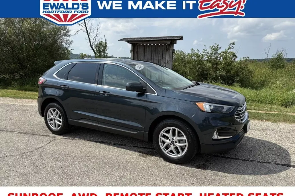 2022 Ford Edge SEL photo 1