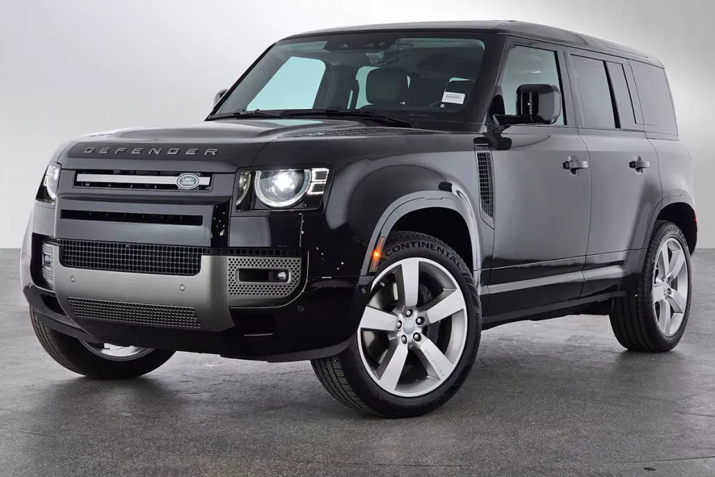 2025 Land Rover Defender 110 X-Dynamic SE photo 1