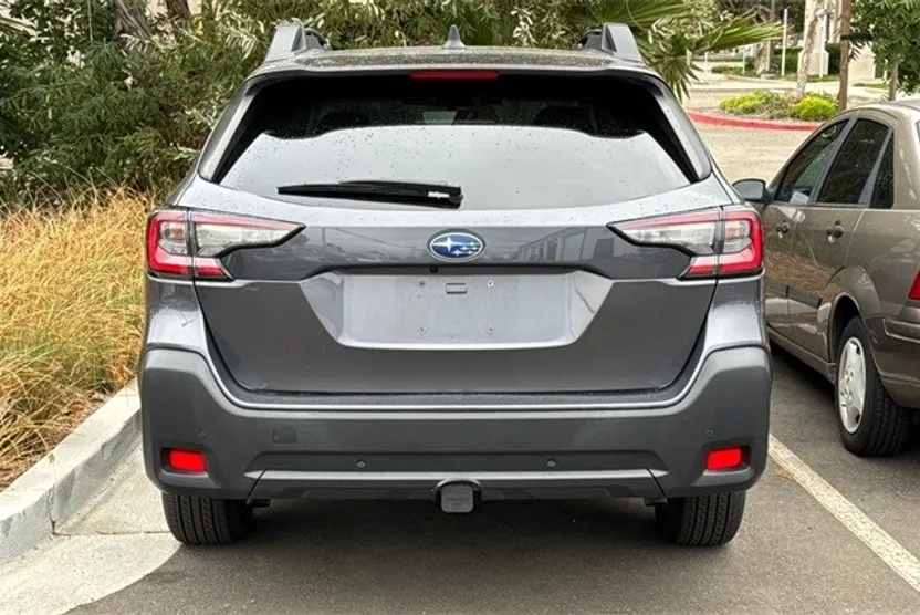 2024 Subaru Outback Onyx Edition XT photo 1