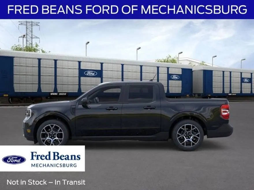 2025 Ford Maverick Lariat photo 1